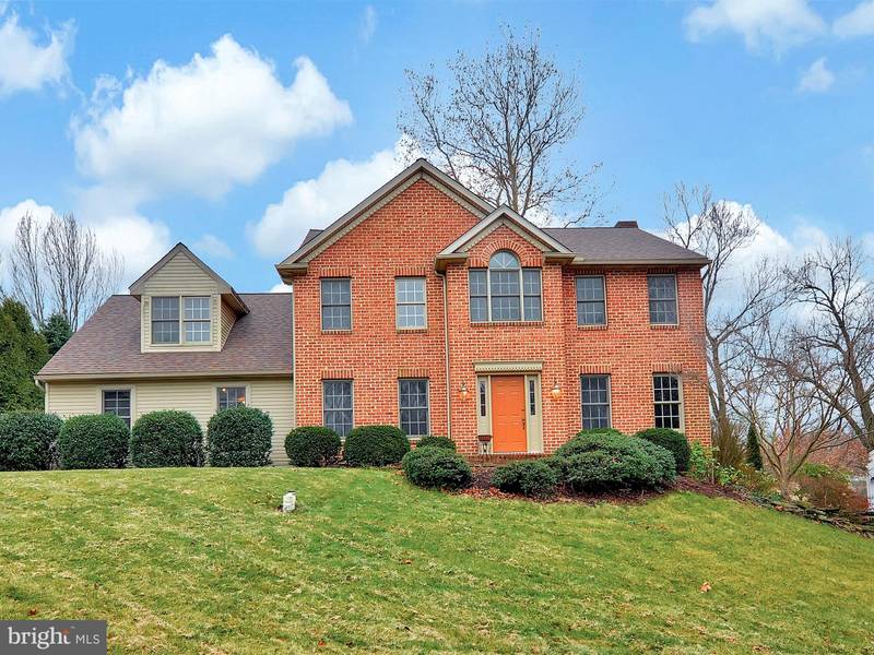 354 W CHARLOTTE ST, Millersville, PA 17551