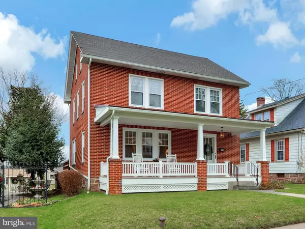 New Holland, PA 17557,123 N ROBERTS AVE