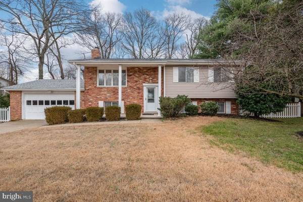 62 CIRCLE RD, Pasadena, MD 21122