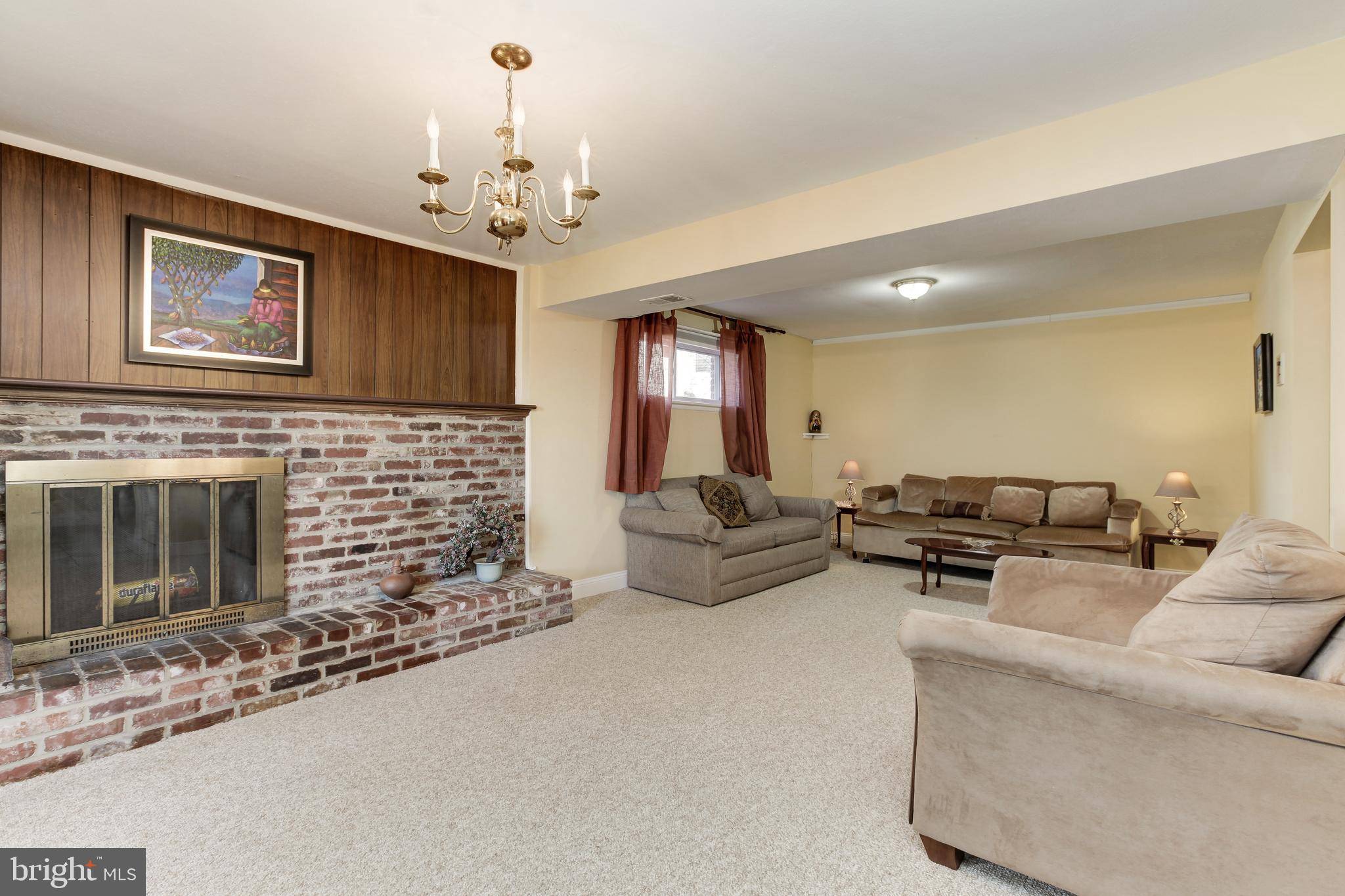 Rockville, MD 20853,4609 W FRANKFORT DR