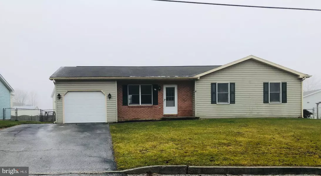 76 MAPLE ST, Littlestown, PA 17340