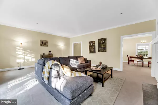 Lutherville Timonium, MD 21093,515 BRIGHTWOOD CLUB DR