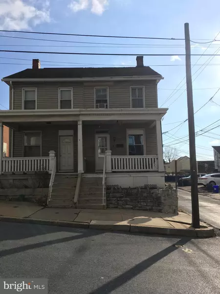 18 WALNUT ST, Steelton, PA 17113