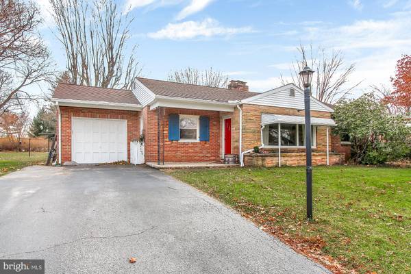 2326 BROUGHER LN, York, PA 17408