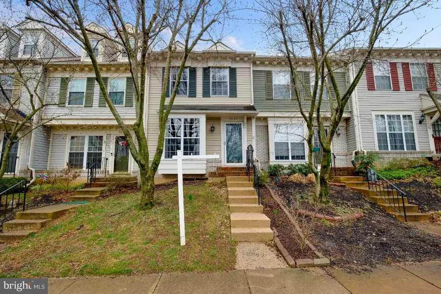 6523 CYPRESS POINT RD, Alexandria, VA 22312