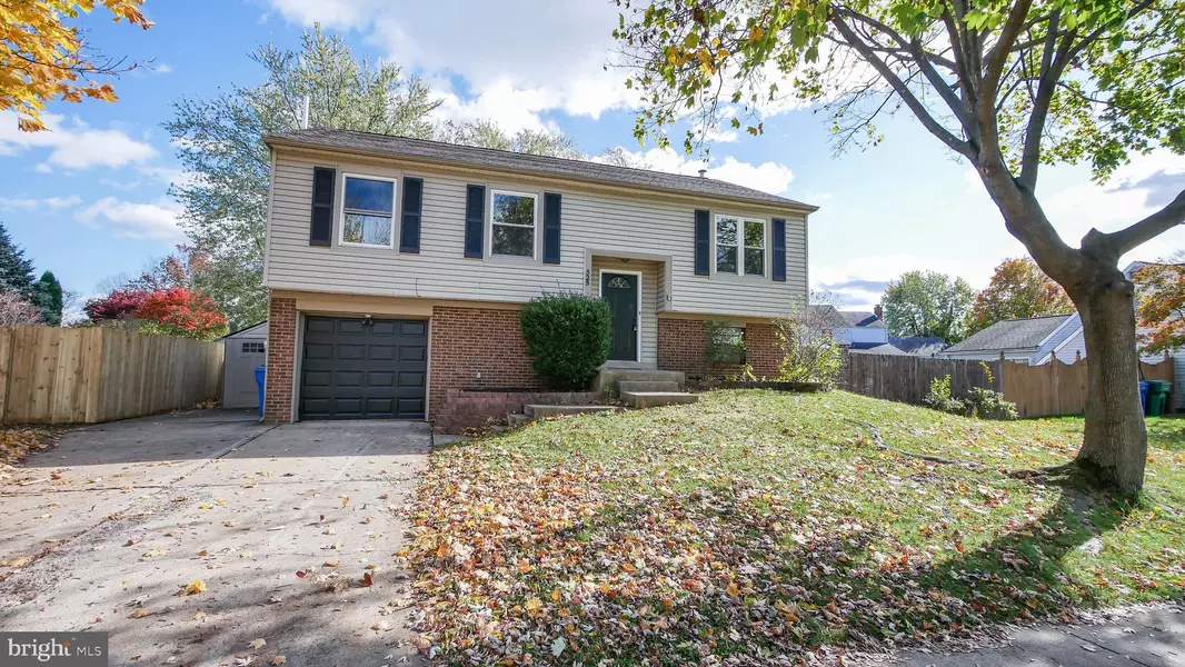 525 NEL DR, Fairless Hills, PA 19030