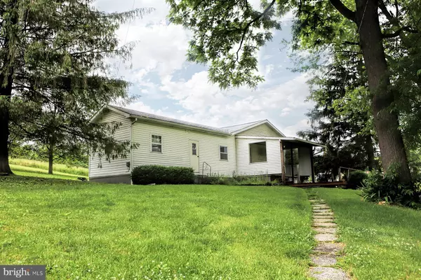 2285 APPLE TREE LN, James Creek, PA 16657