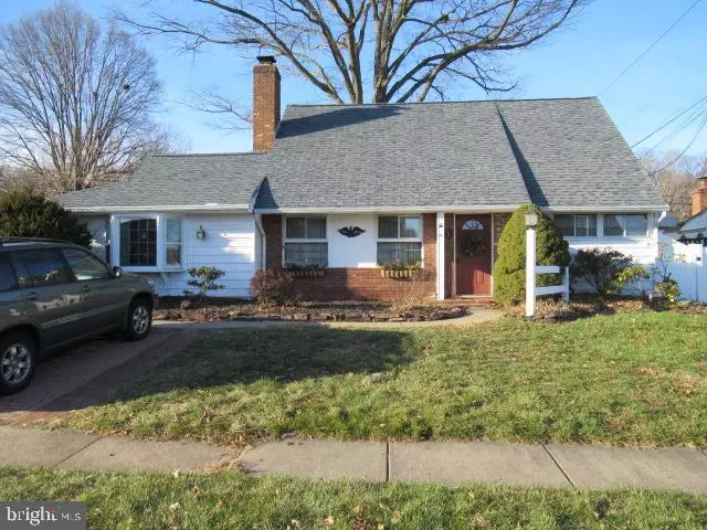 15 VASE LN, Levittown, PA 19054