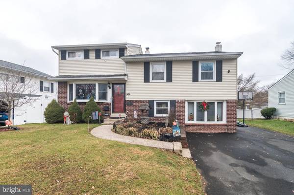 819 HIGH AVE, Hatboro, PA 19040