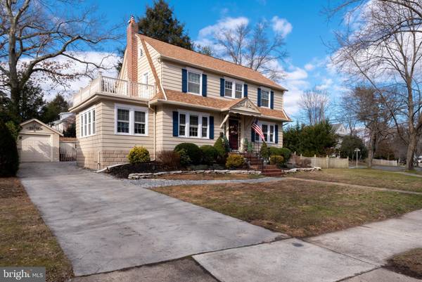 226 BARBERRY LN, Haddonfield, NJ 08033