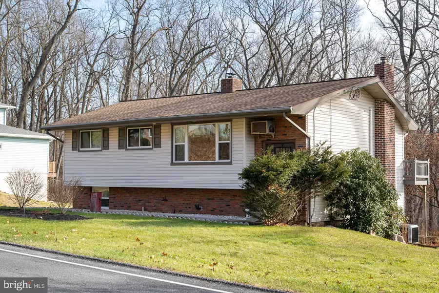 1738 RAMICH RD, Temple, PA 19560