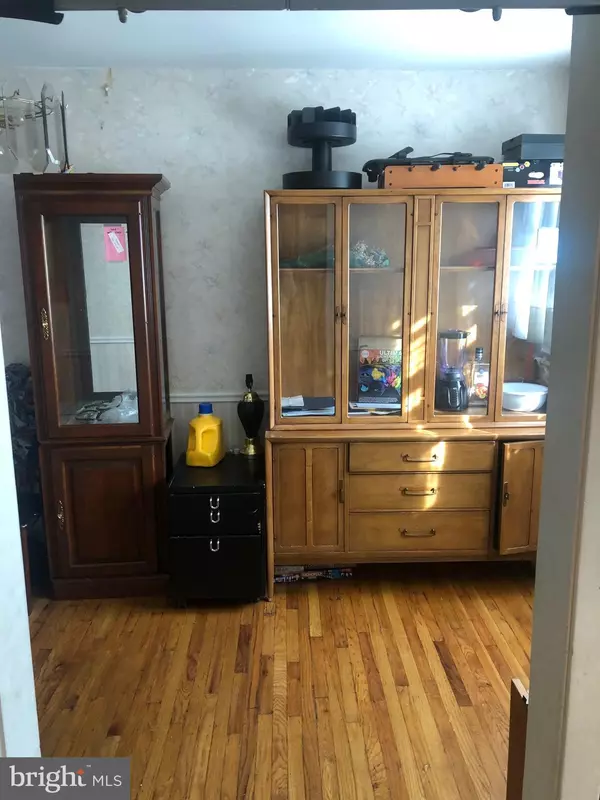 Philadelphia, PA 19135,6617 ALGARD ST