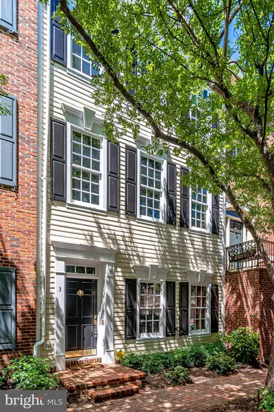 3 FRANKLIN ST, Alexandria, VA 22314