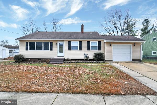 11 RADNOR RD, Newark, DE 19713