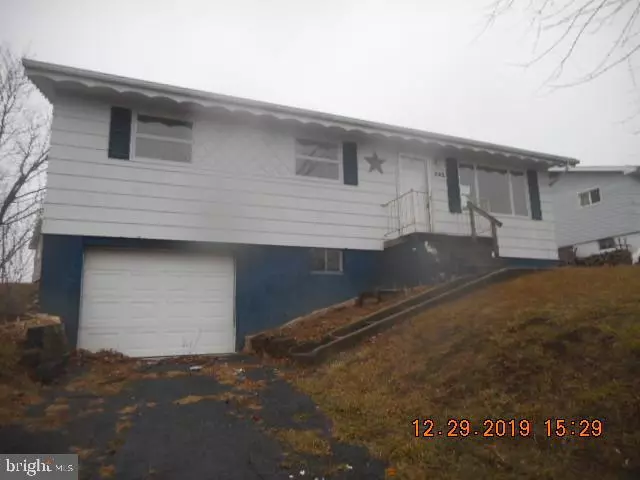 41 TULIP DR, Keyser, WV 26726