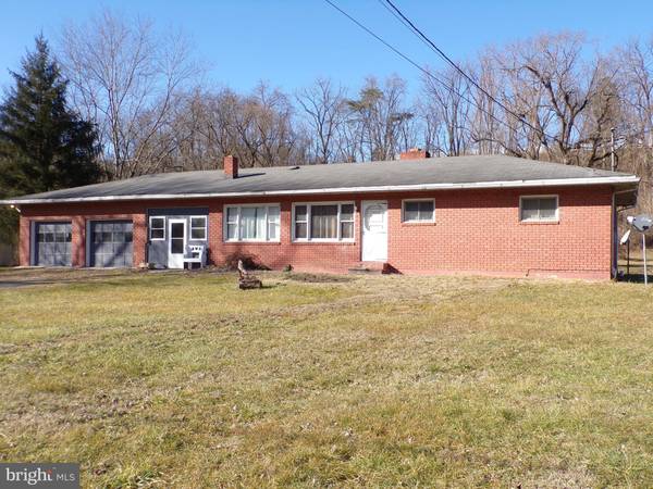 8878 FORT ASHBY RD, Keyser, WV 26726