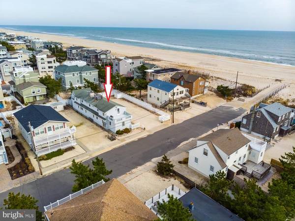 137 E MARYLAND AVE E #2, Long Beach Township, NJ 08008