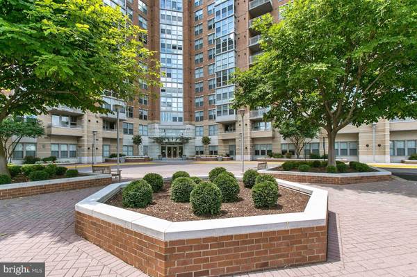 11800 SUNSET HILLS RD #1017, Reston, VA 20190