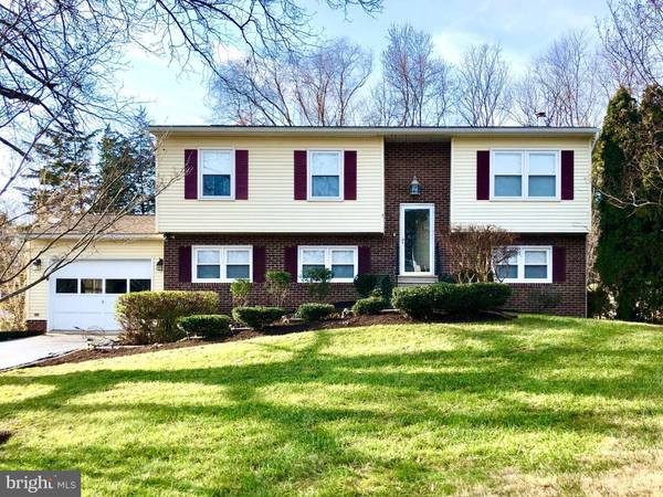 5 CHERRY LAUREL DR, Fredericksburg, VA 22405