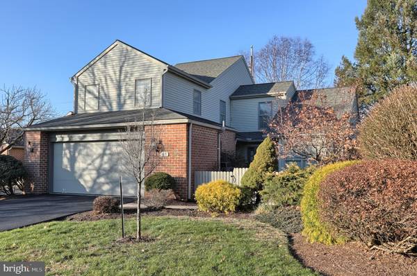 41 LEEARDEN RD, Hershey, PA 17033