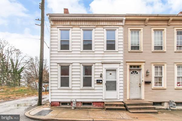 124 MANCHESTER ST, York, PA 17401