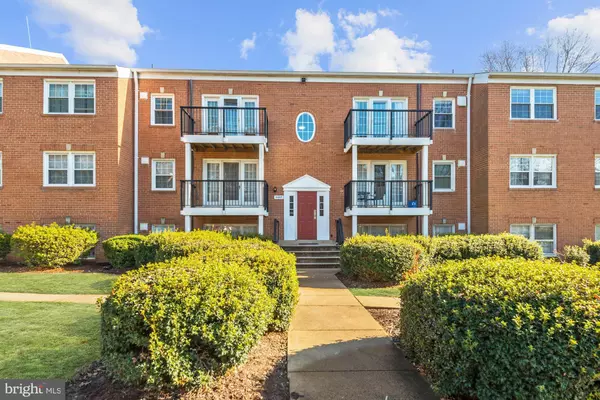 9467 FAIRFAX BLVD #203, Fairfax, VA 22031