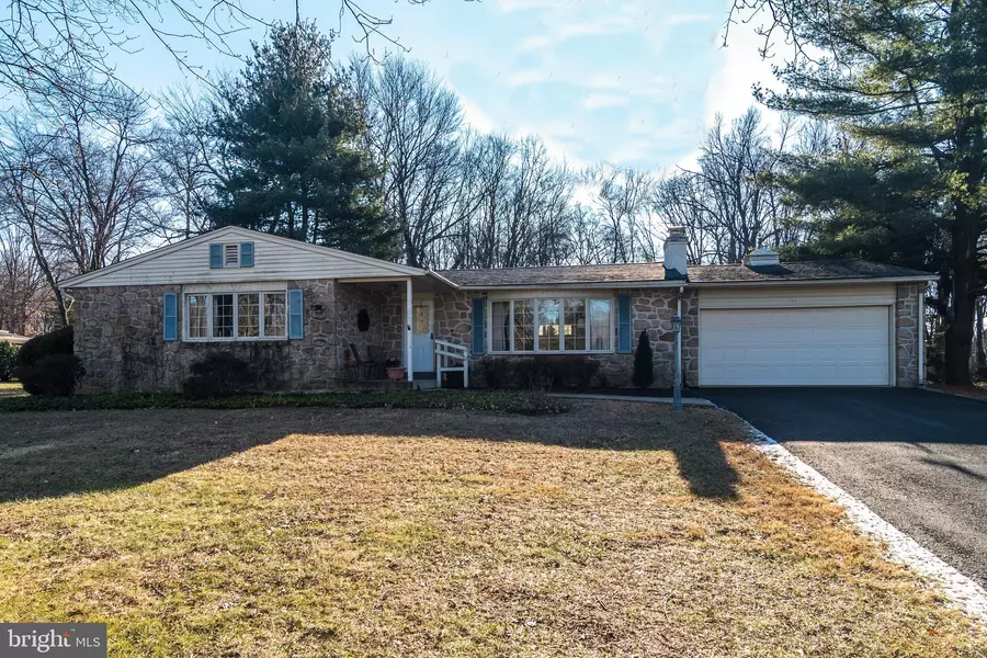 101 SUNSET DR, Lansdale, PA 19446