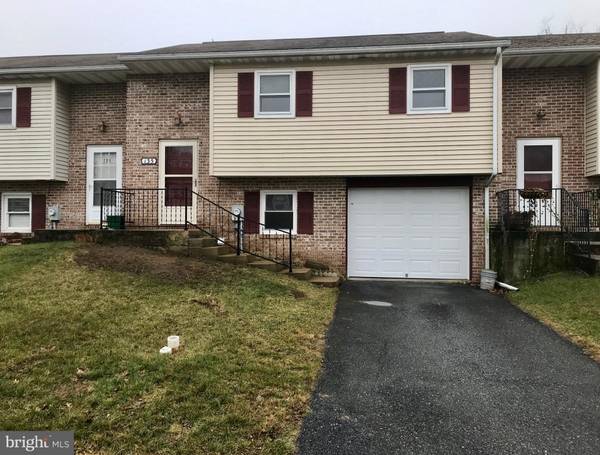 135 ROBERT EVANS WAY, Strasburg, PA 17579