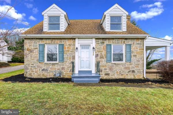 York, PA 17406,338 WOODLAND VIEW DR