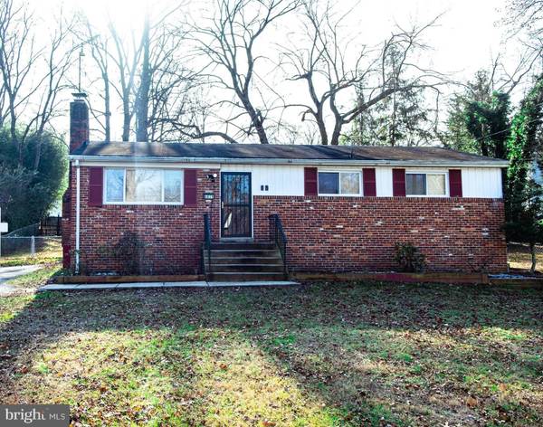 6619 WOODLAND RD, Morningside, MD 20746