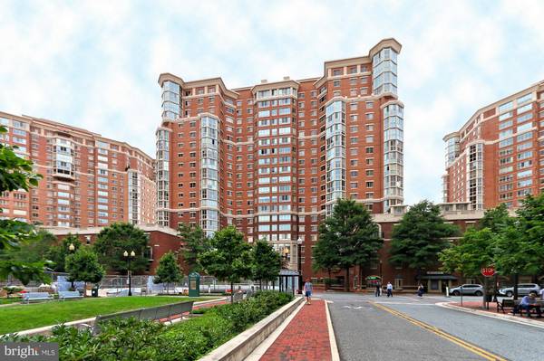 2151 JAMIESON AVE #701/702, Alexandria, VA 22314