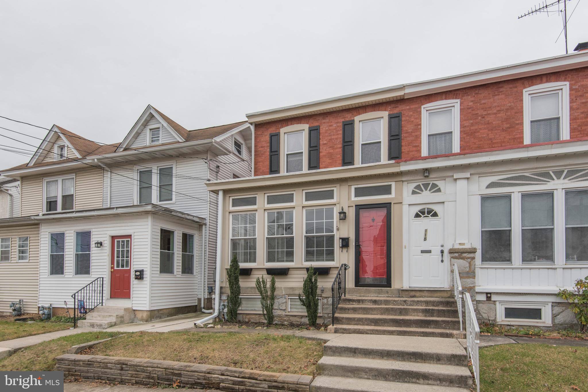 116 W 8TH ST, Bridgeport, PA 19405