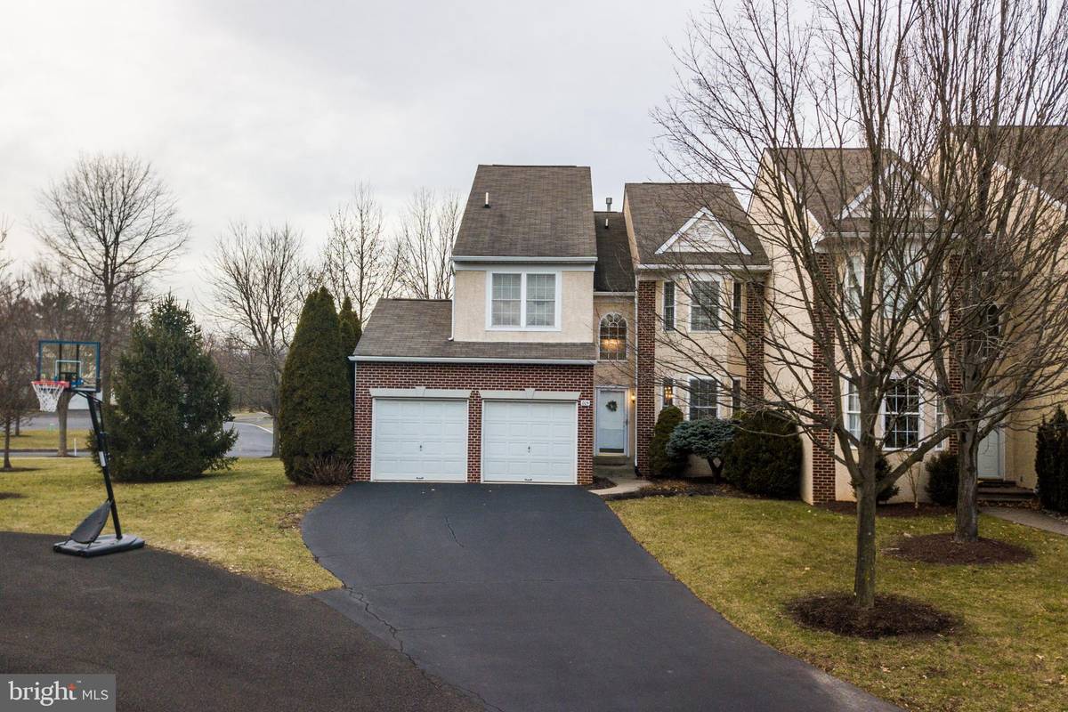 Ambler, PA 19002,205 BOLTON CT