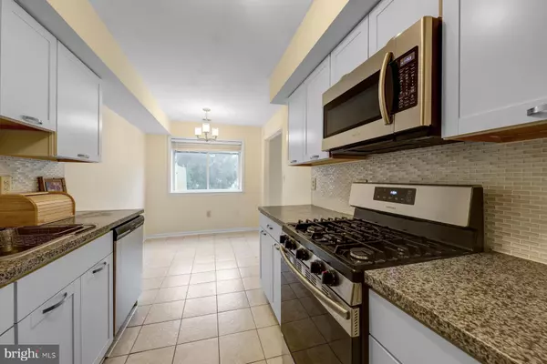 Trenton, NJ 08648,25 GALLO CT