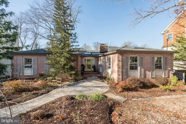 1602 LONGFELLOW ST, Mclean, VA 22101