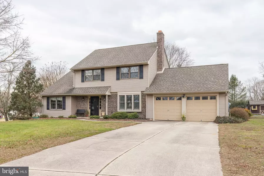 105 RIDGEWAY LN, Mullica Hill, NJ 08062