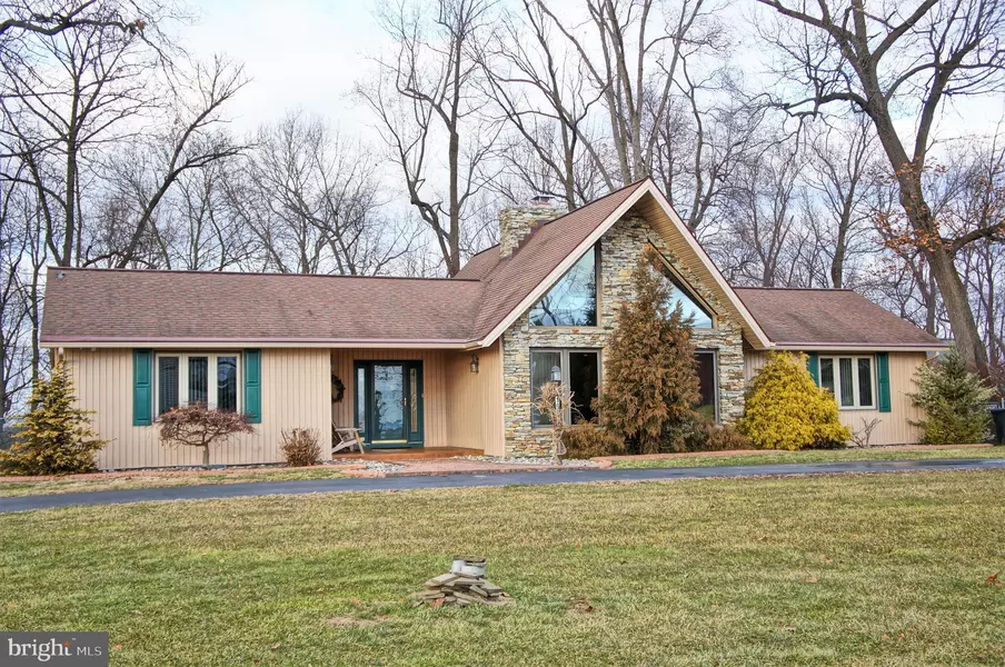 1907 RIDGE RD, Elizabethtown, PA 17022