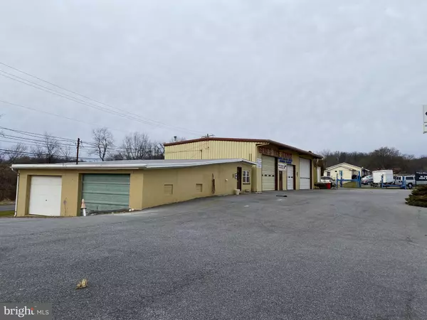 Cochranville, PA 19330,874 GAP NEWPORT PIKE