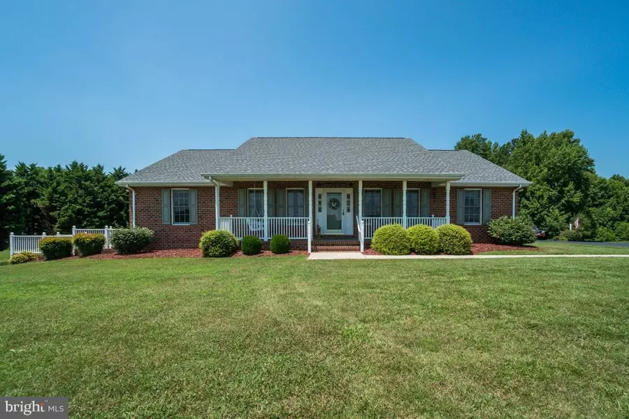 2420 BUTLER RD, Beaverdam, VA 23015