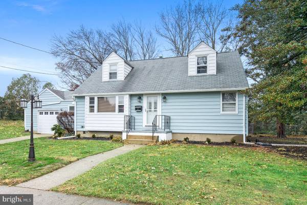 6 JAMES PL, Hamilton, NJ 08690