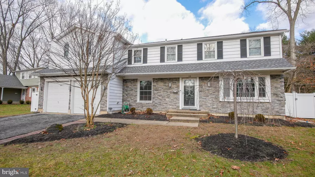 18 HIGHGATE LN, Cherry Hill, NJ 08003