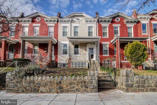 1204 5TH ST NE, Washington, DC 20002