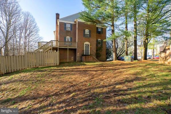 Springfield, VA 22152,6182 FOREST CREEK CT