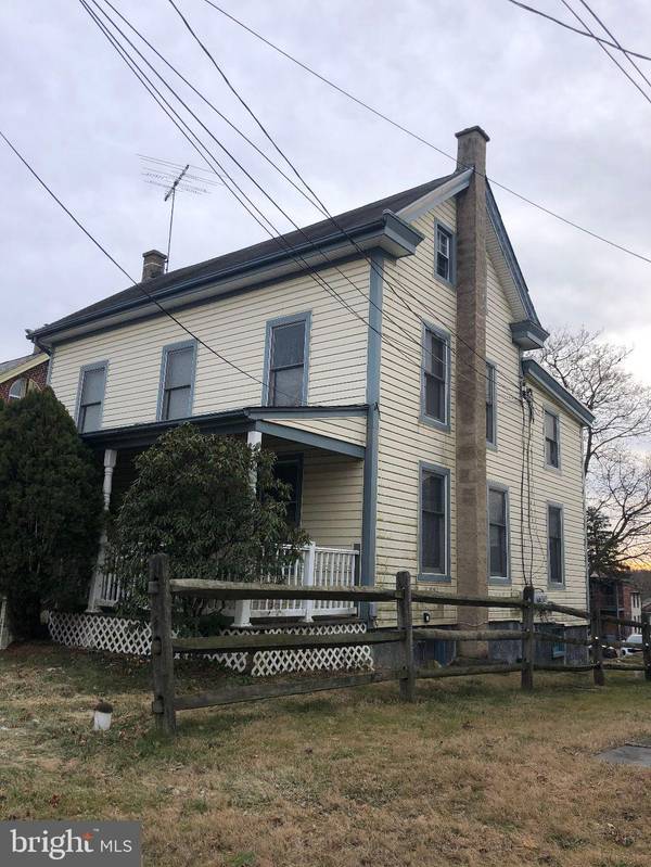 152/154 N MAIN ST, Chalfont, PA 18914