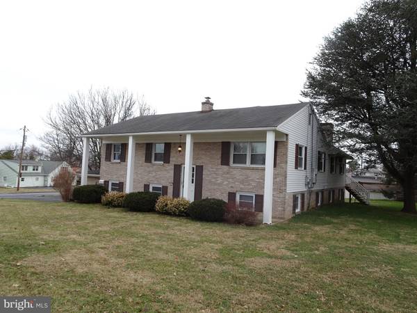 9 PLEASANT VIEW DR, Strasburg, PA 17579