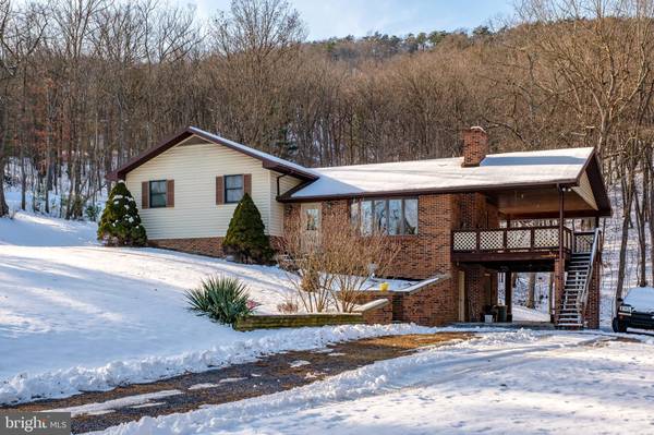 368 BUTTERCUP DR, Mathias, WV 26812