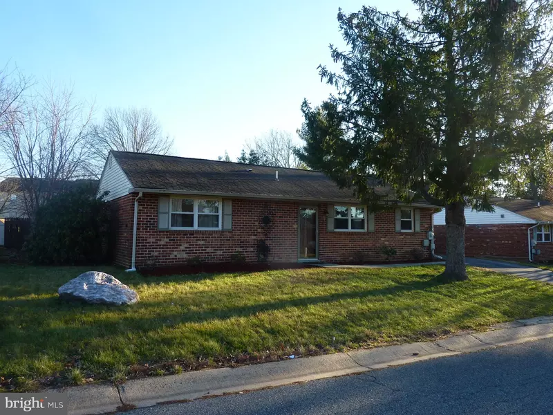 13 WILLIAMS CT, Newark, DE 19702