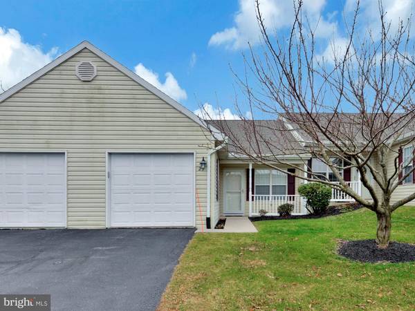 23 HAGARMAN DR, York, PA 17408