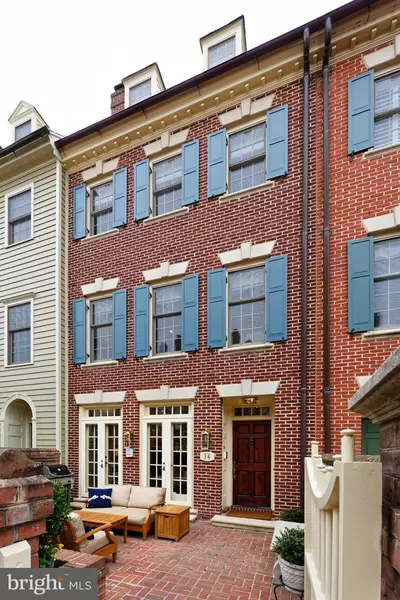 34 WOLFE ST, Alexandria, VA 22314