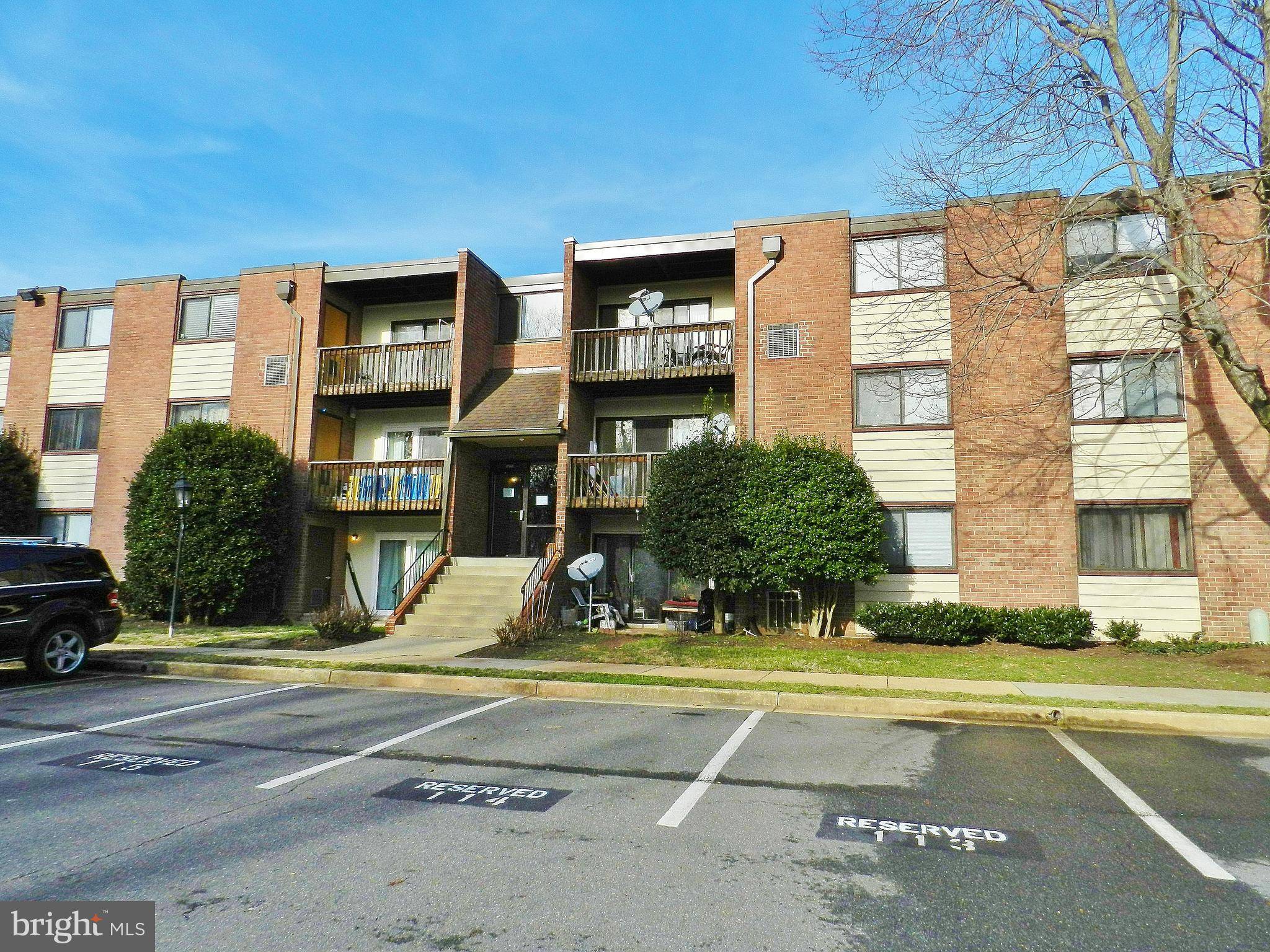 10722 WEST DR #203, Fairfax, VA 22030